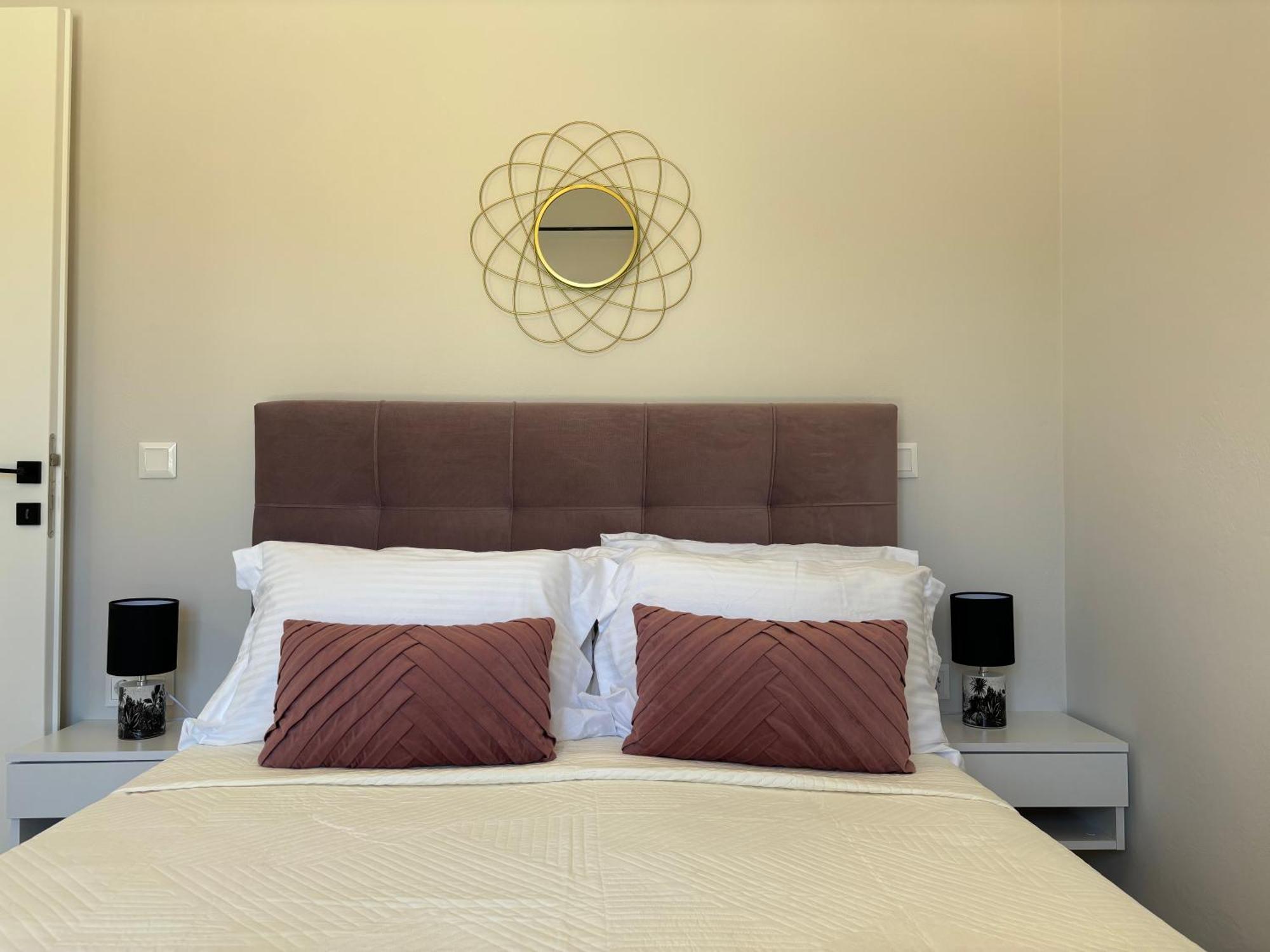 Mayflower Apartments Kassiopi Extérieur photo