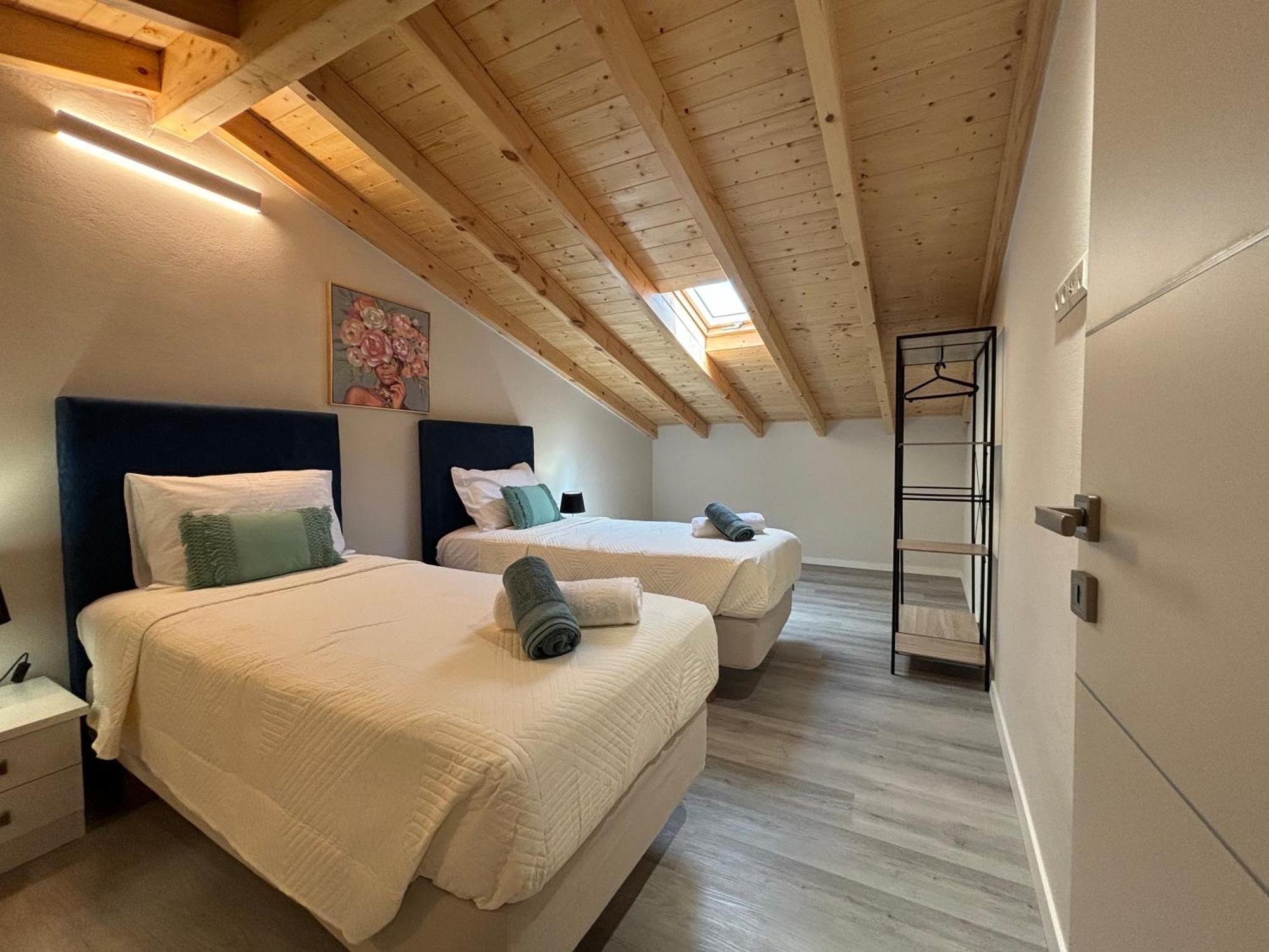 Mayflower Apartments Kassiopi Extérieur photo