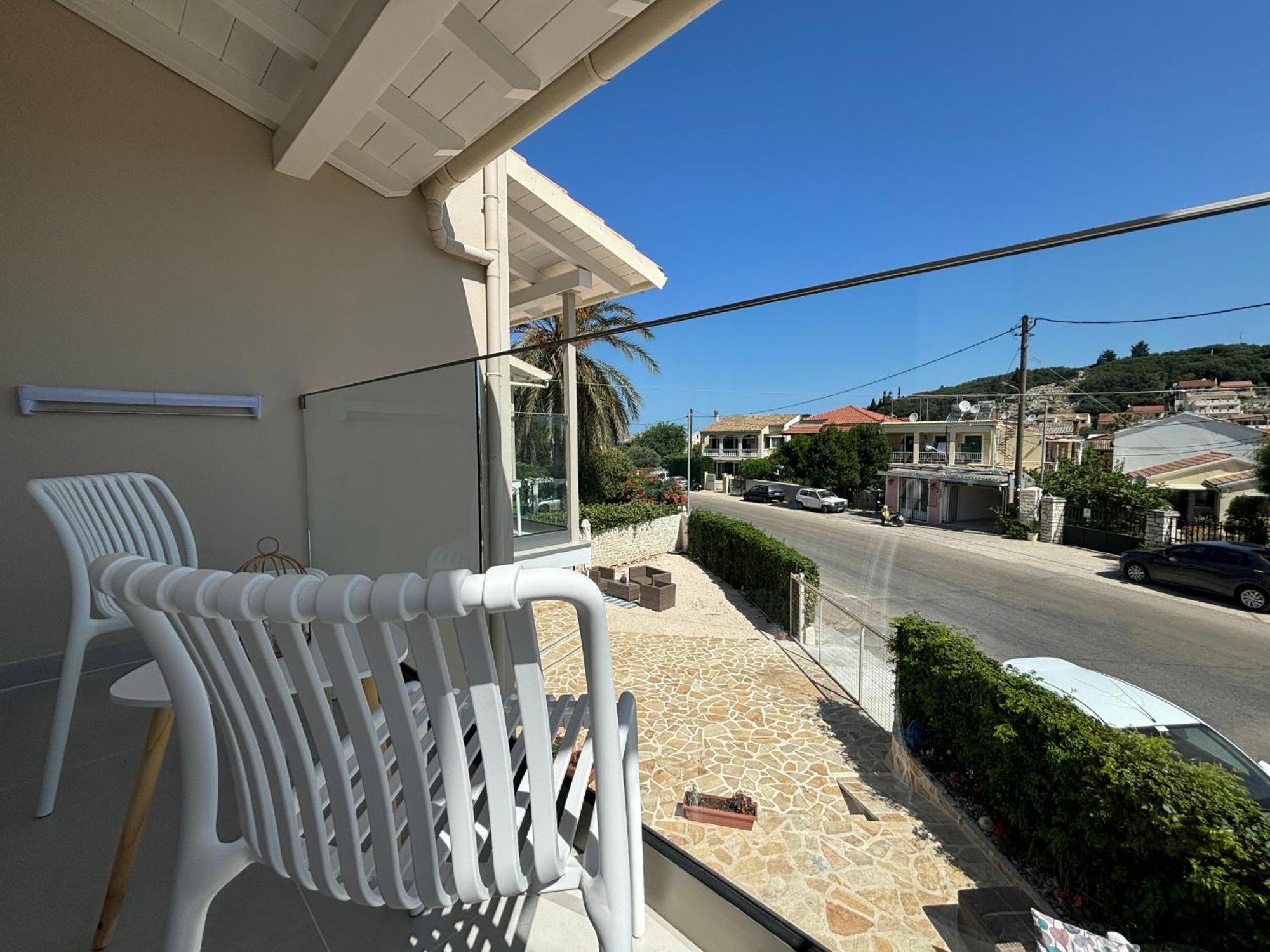 Mayflower Apartments Kassiopi Extérieur photo